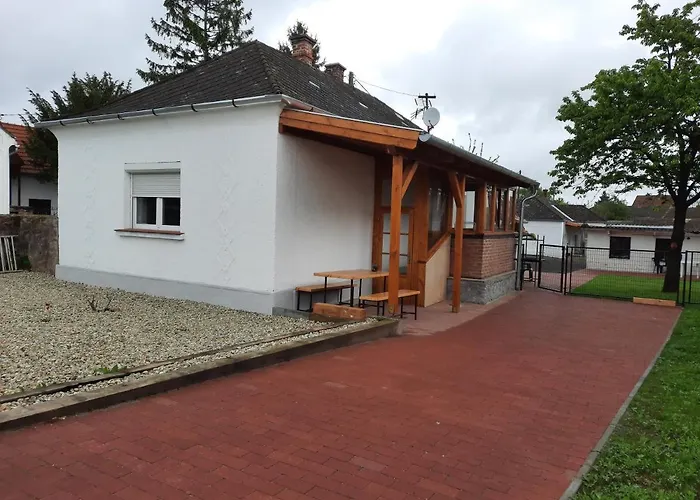 בית נופש Linda Vendeghaz